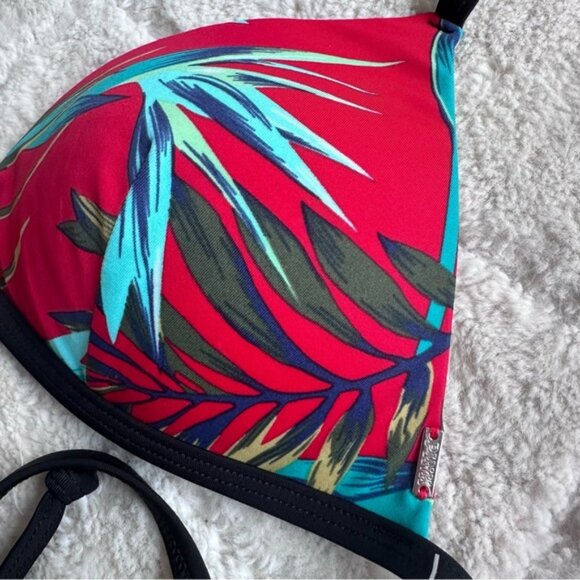 Victoria's Secret PINK | Red Tropical Triangle Bikini Top | Size Medium - Picture 4 of 6